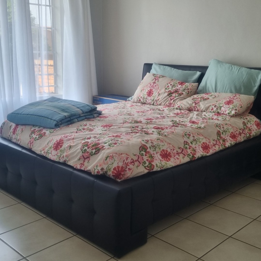 2 Bedroom Property for Sale in Amberfield Heights Gauteng