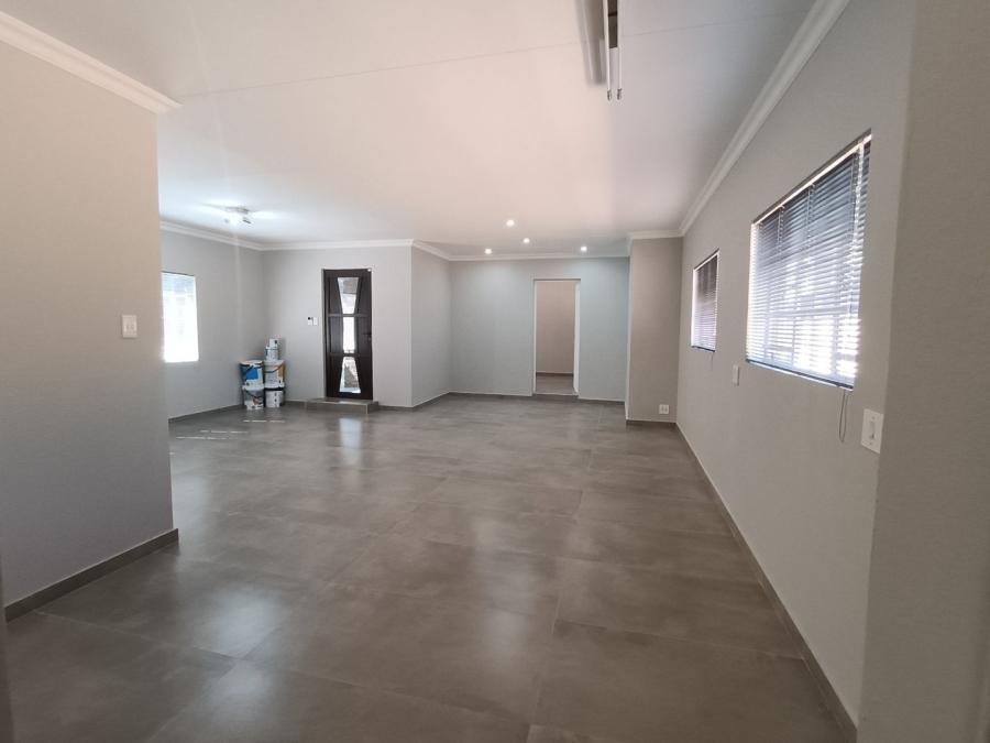 To Let commercial Property for Rent in Faerie Glen Gauteng
