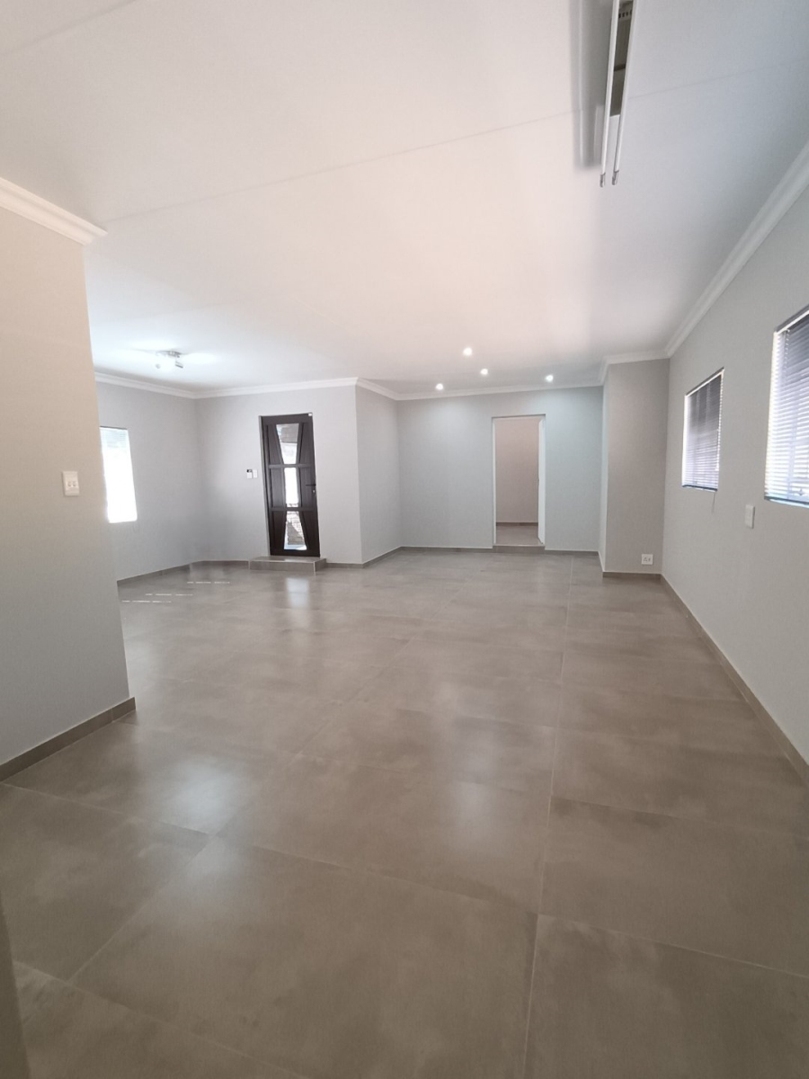 To Let commercial Property for Rent in Faerie Glen Gauteng