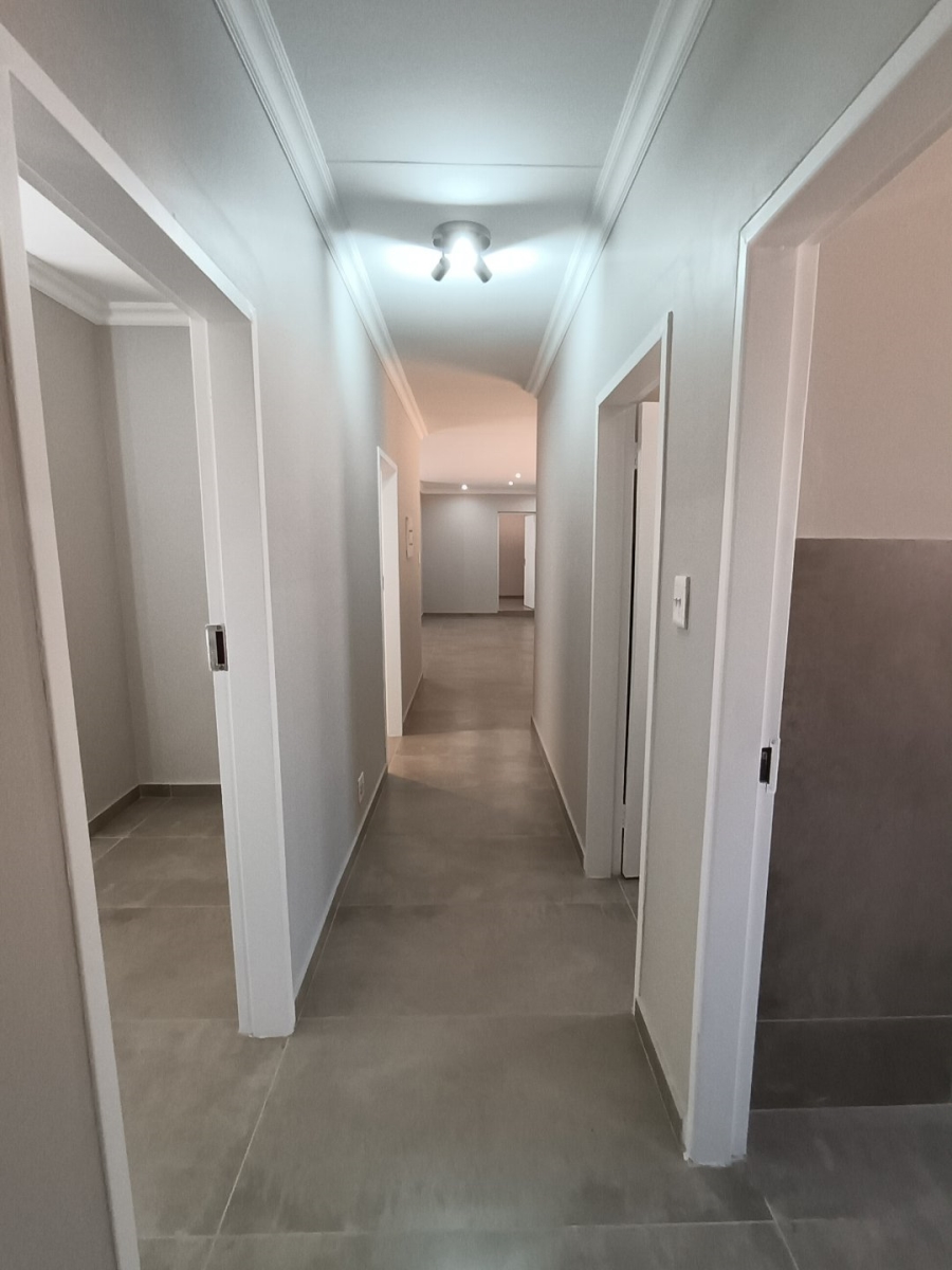 To Let commercial Property for Rent in Faerie Glen Gauteng
