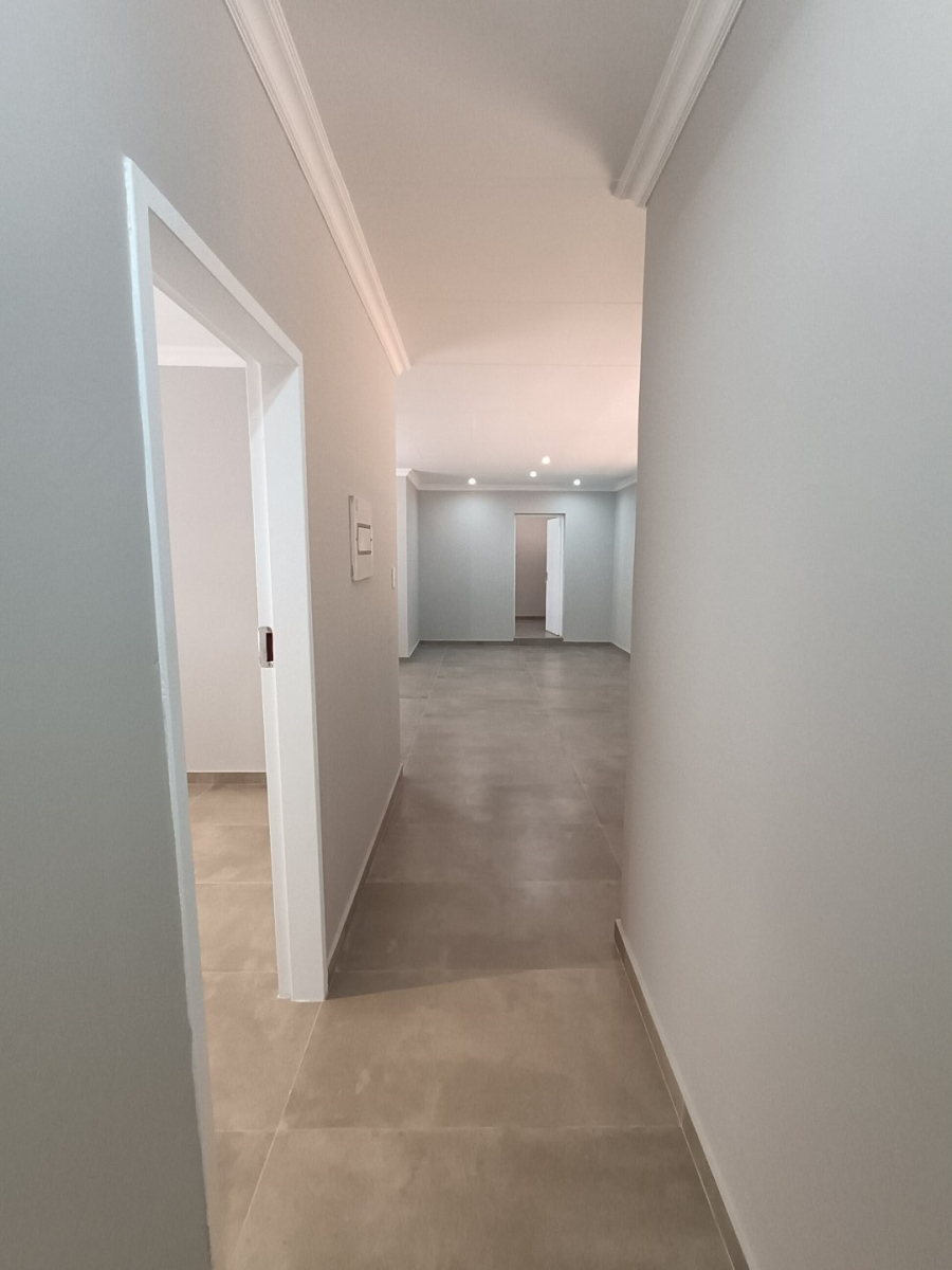 To Let commercial Property for Rent in Faerie Glen Gauteng