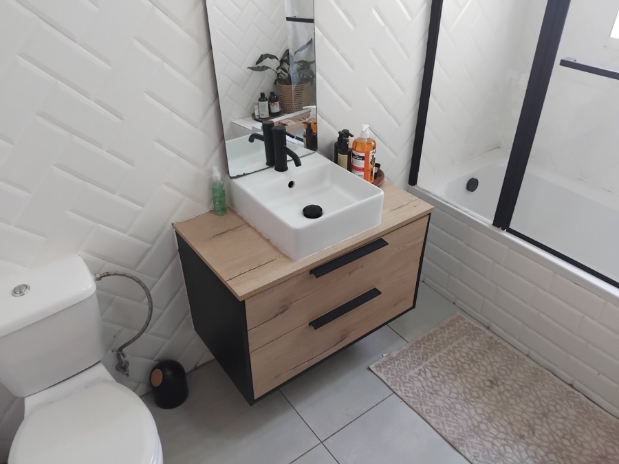 3 Bedroom Property for Sale in Primrose Hill Gauteng