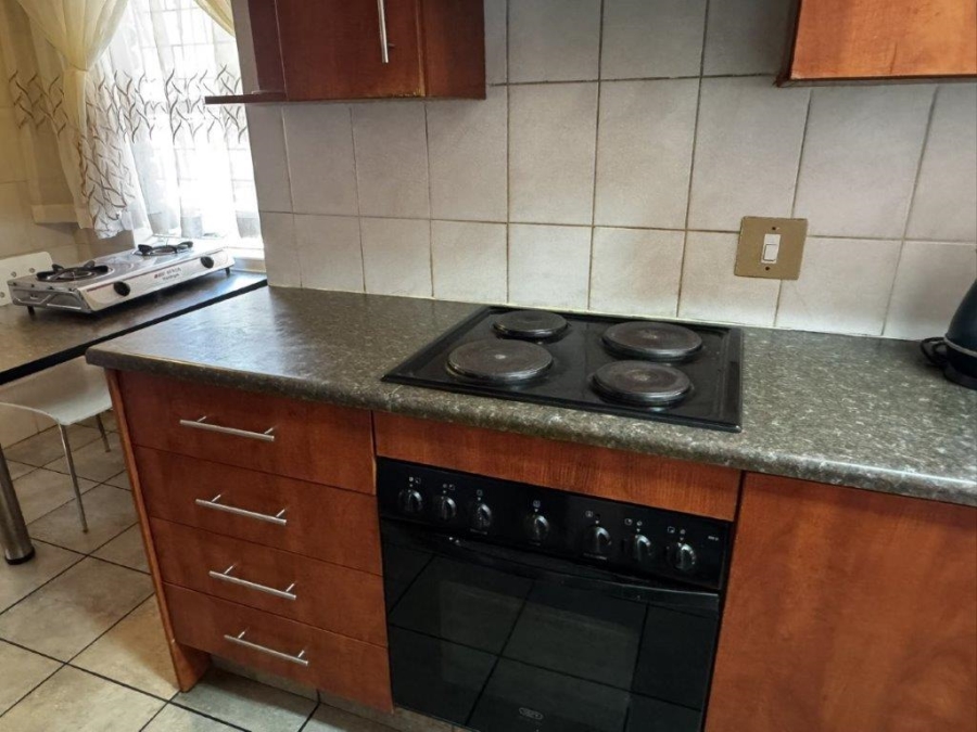 3 Bedroom Property for Sale in Birchleigh North Gauteng
