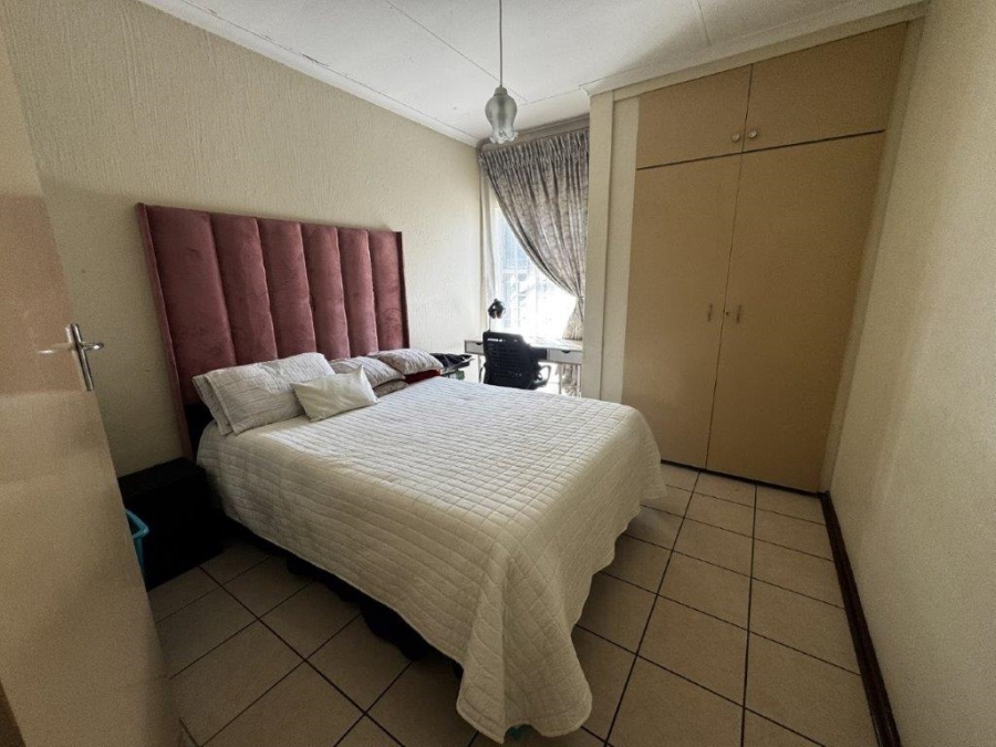 3 Bedroom Property for Sale in Birchleigh North Gauteng