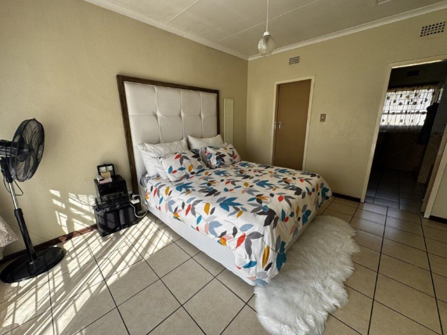 3 Bedroom Property for Sale in Birchleigh North Gauteng
