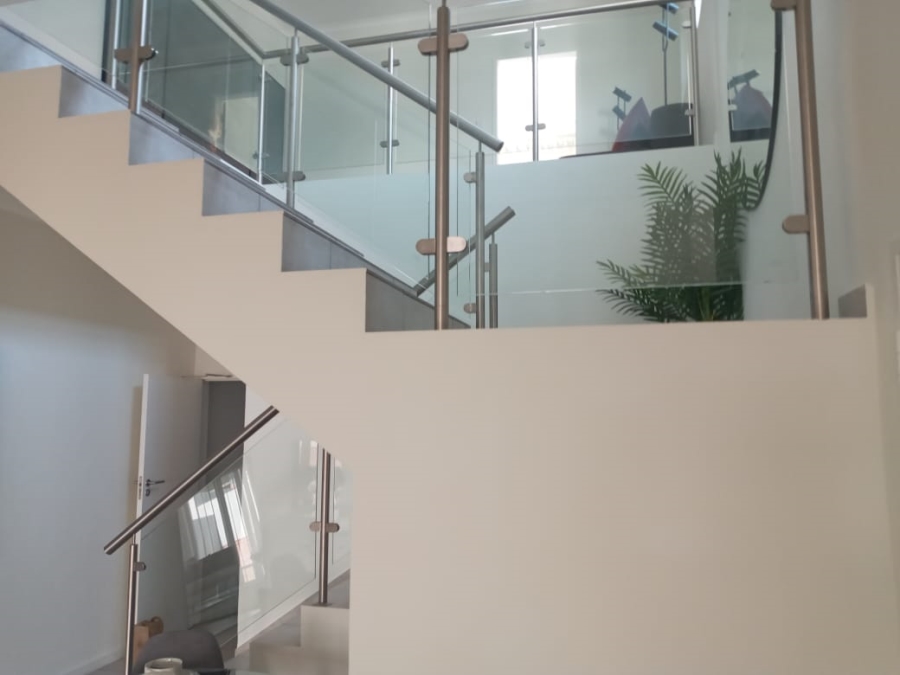 3 Bedroom Property for Sale in Sunninghill Gauteng