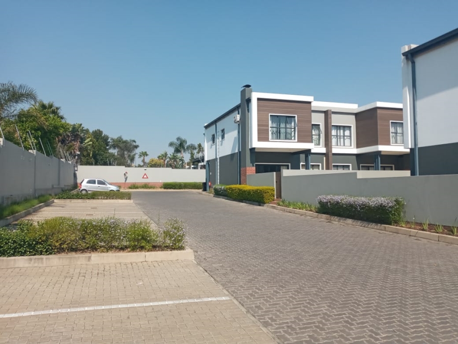 3 Bedroom Property for Sale in Sunninghill Gauteng