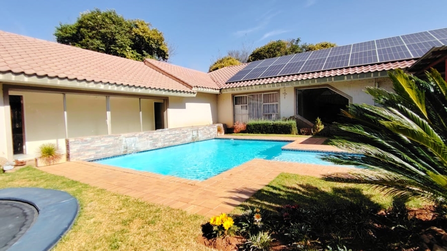  Bedroom Property for Sale in Homelands Gauteng