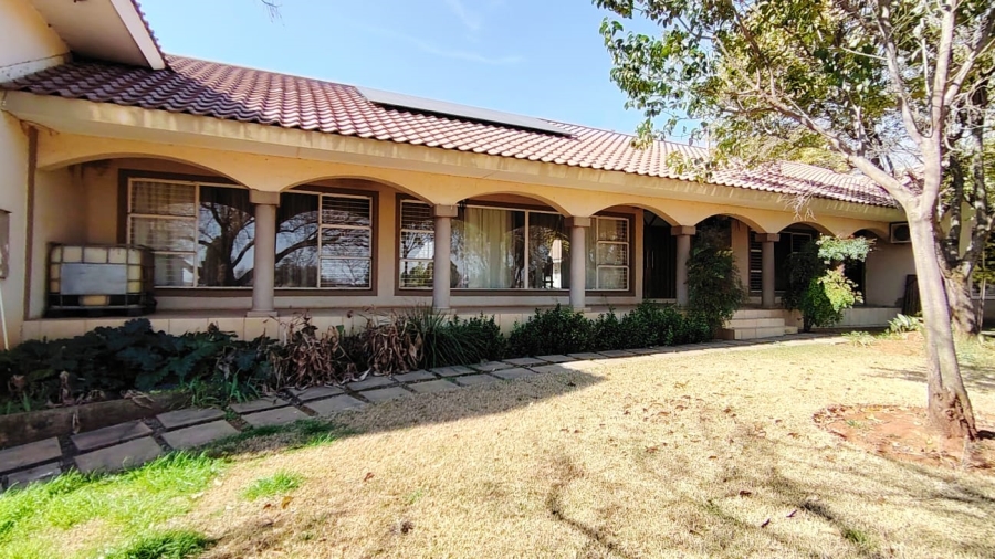  Bedroom Property for Sale in Homelands Gauteng