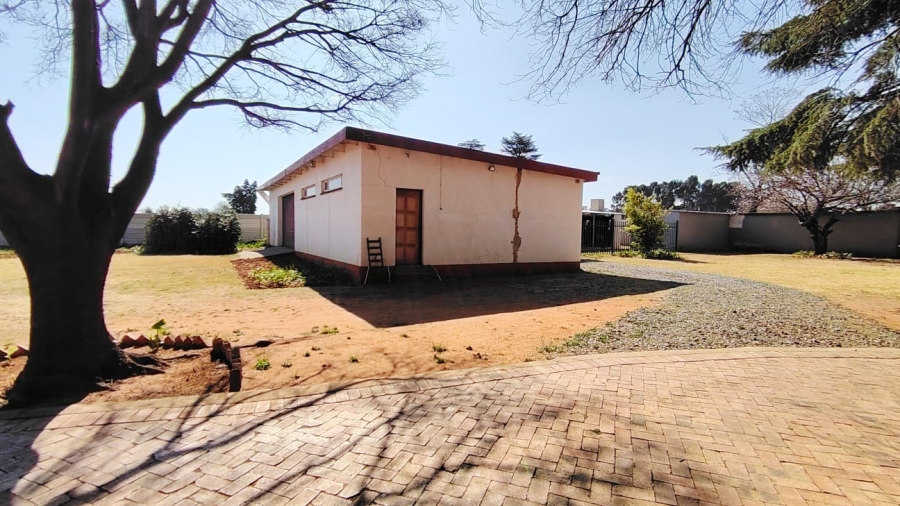  Bedroom Property for Sale in Homelands Gauteng