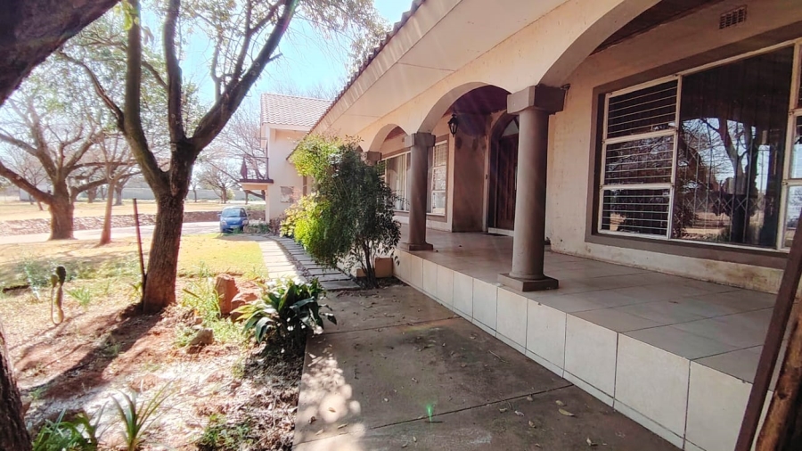  Bedroom Property for Sale in Homelands Gauteng