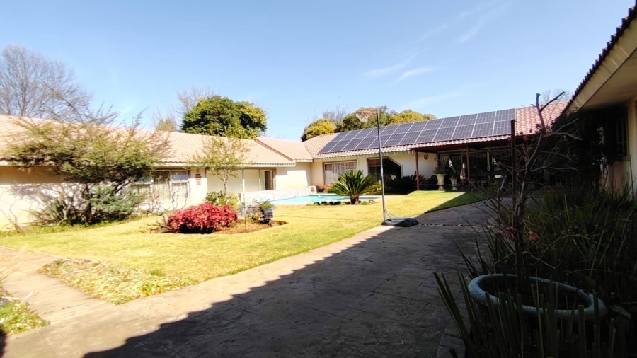 Bedroom Property for Sale in Homelands Gauteng