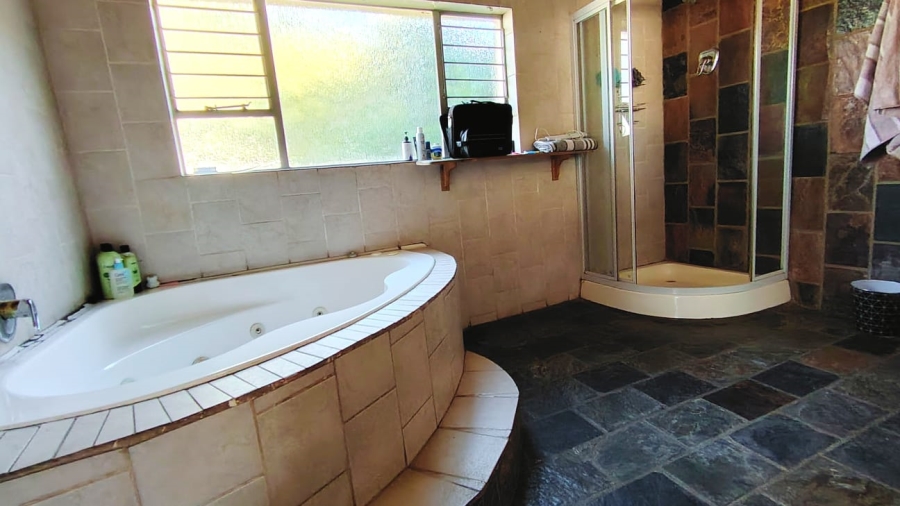  Bedroom Property for Sale in Homelands Gauteng