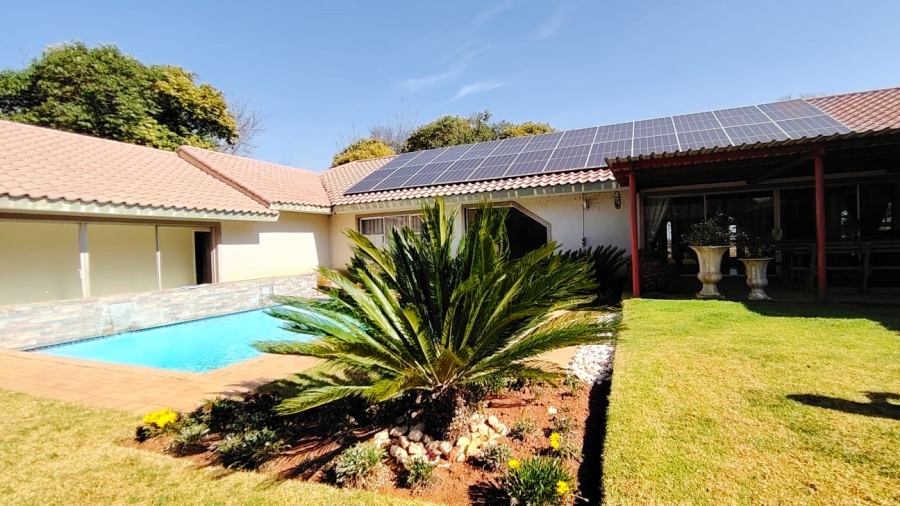  Bedroom Property for Sale in Homelands Gauteng