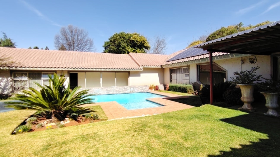  Bedroom Property for Sale in Homelands Gauteng