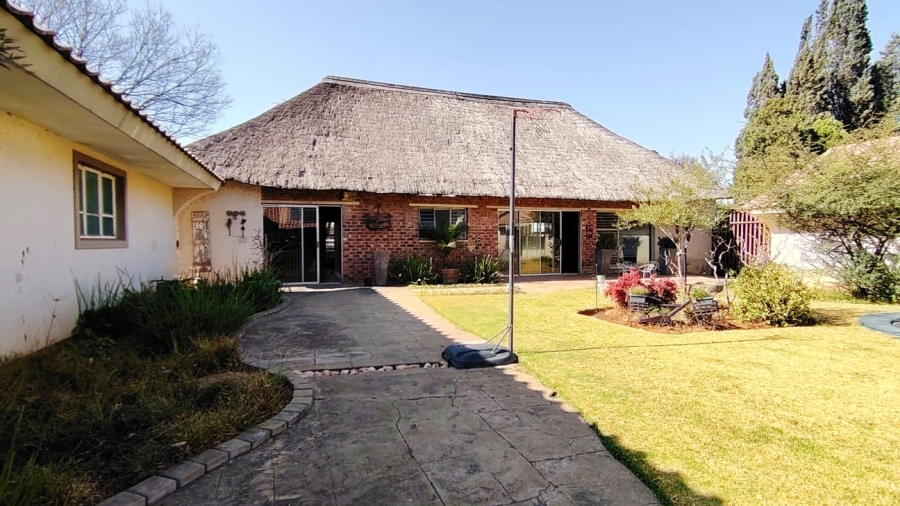  Bedroom Property for Sale in Homelands Gauteng