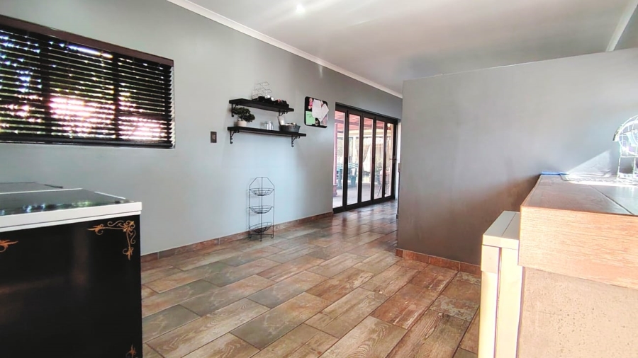  Bedroom Property for Sale in Homelands Gauteng