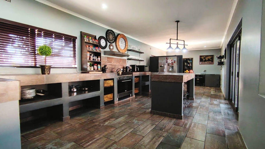  Bedroom Property for Sale in Homelands Gauteng