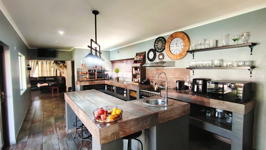  Bedroom Property for Sale in Homelands Gauteng