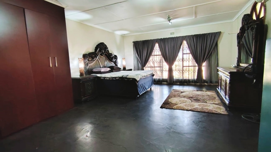 Bedroom Property for Sale in Homelands Gauteng