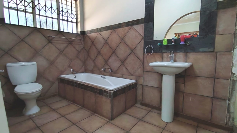  Bedroom Property for Sale in Homelands Gauteng