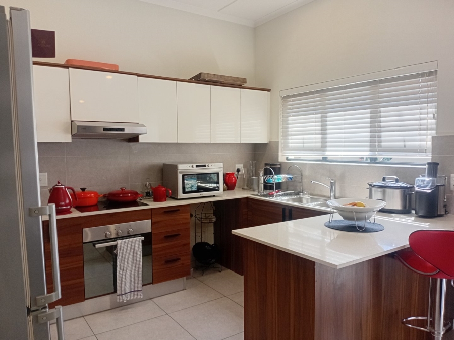 To Let 4 Bedroom Property for Rent in Sunninghill Gauteng