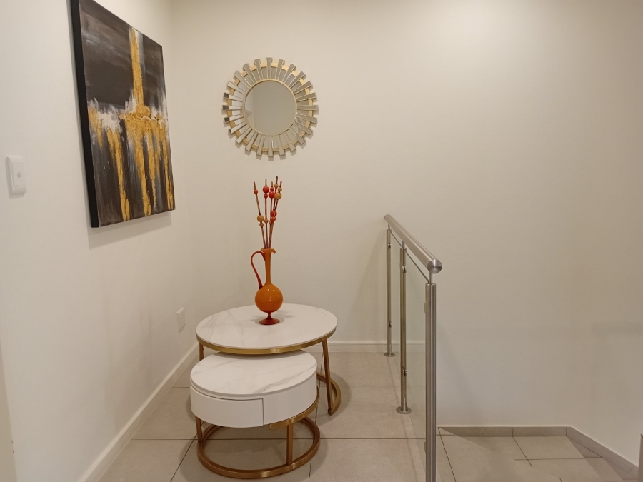 To Let 4 Bedroom Property for Rent in Sunninghill Gauteng