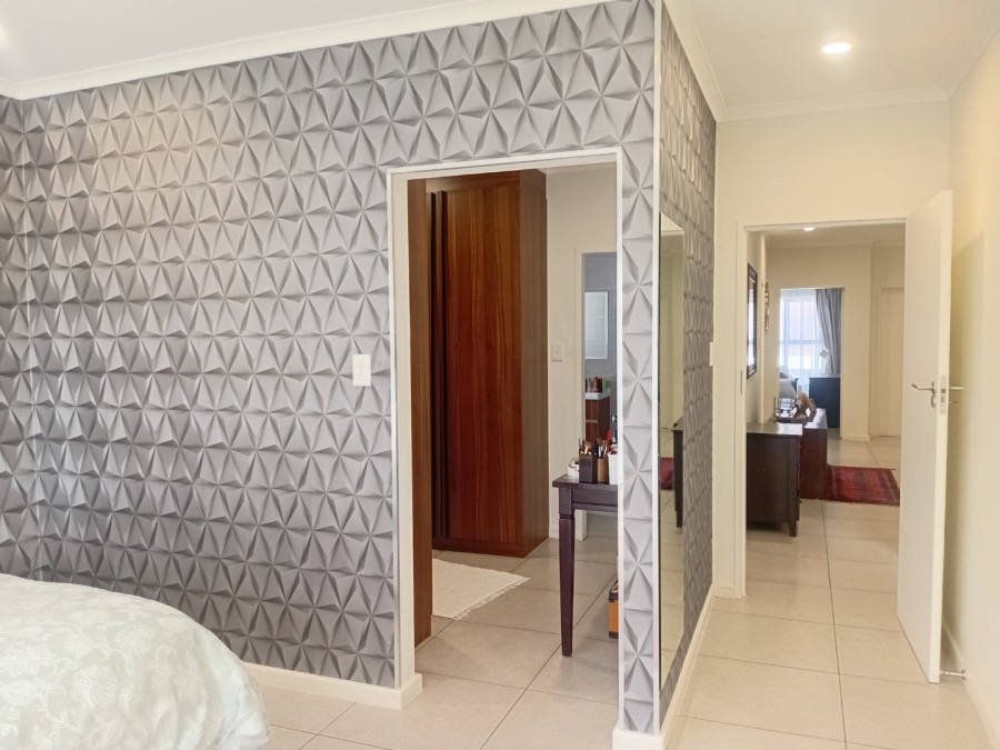 To Let 4 Bedroom Property for Rent in Sunninghill Gauteng