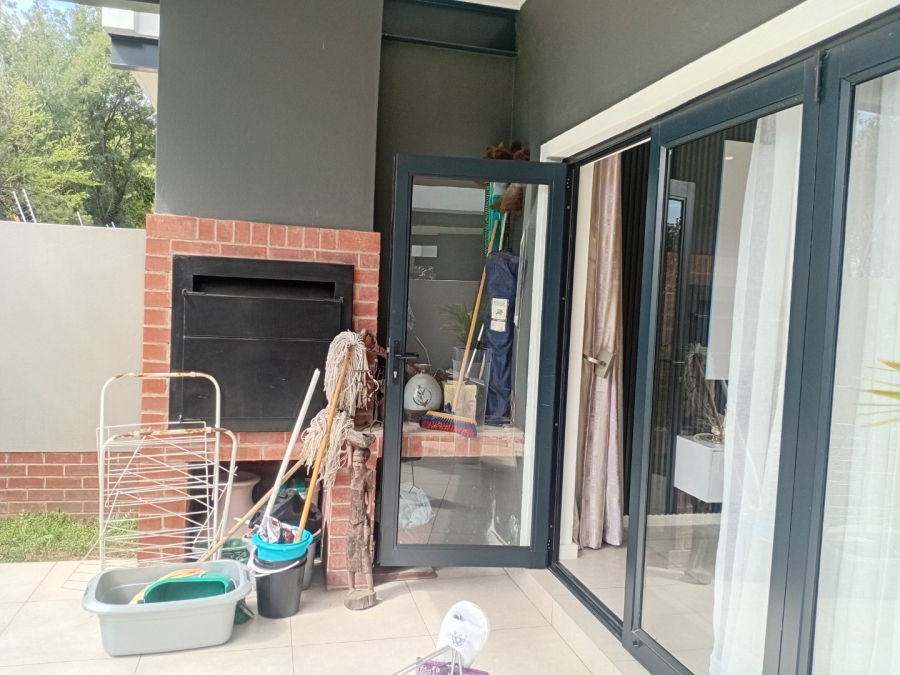 To Let 4 Bedroom Property for Rent in Sunninghill Gauteng