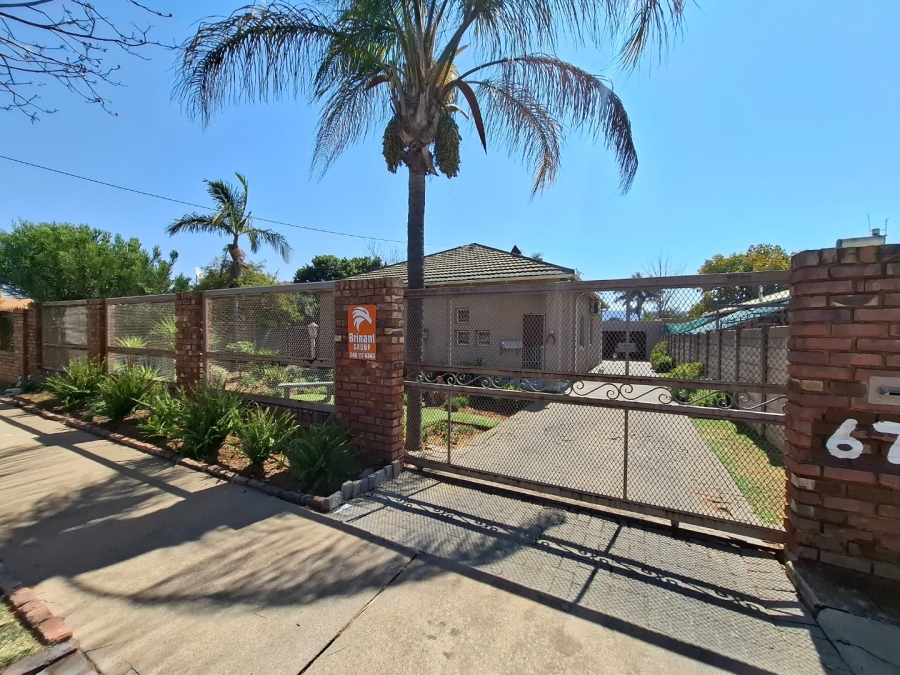 3 Bedroom Property for Sale in Pretoria Gardens Gauteng