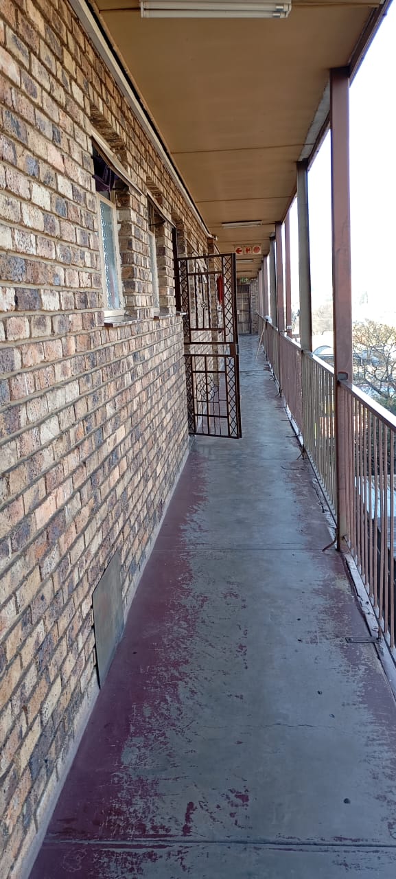 2 Bedroom Property for Sale in Pretoria West Gauteng