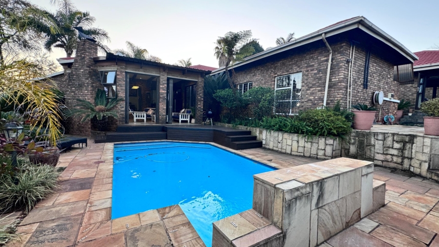 4 Bedroom Property for Sale in Eldoraigne Gauteng