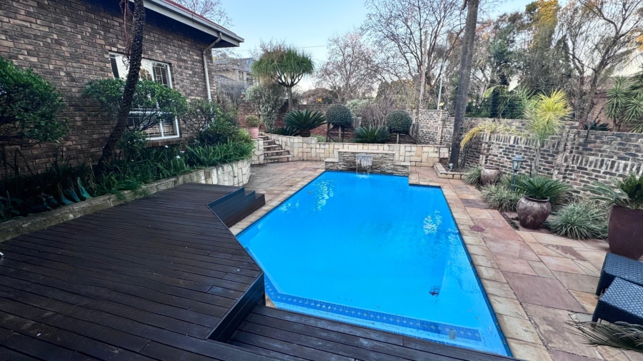 4 Bedroom Property for Sale in Eldoraigne Gauteng