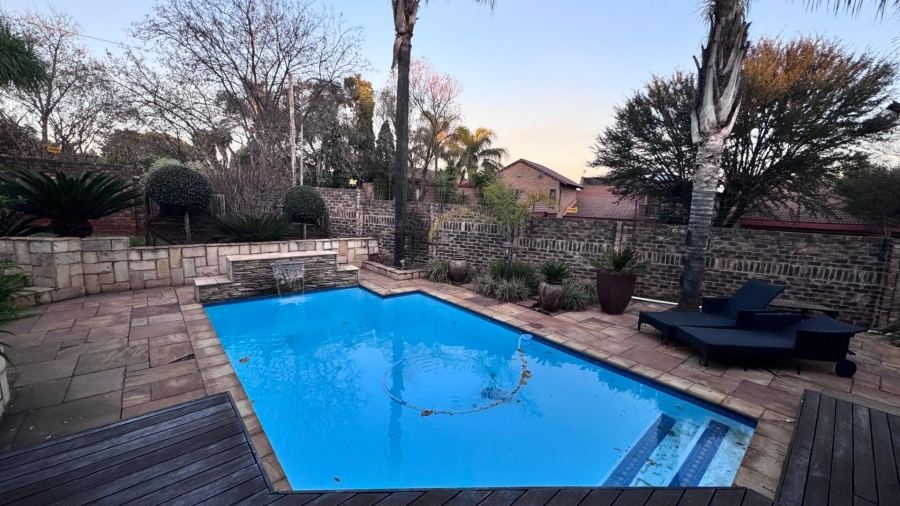 4 Bedroom Property for Sale in Eldoraigne Gauteng