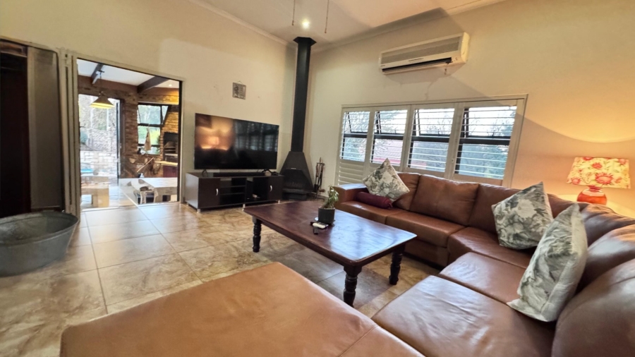 4 Bedroom Property for Sale in Eldoraigne Gauteng