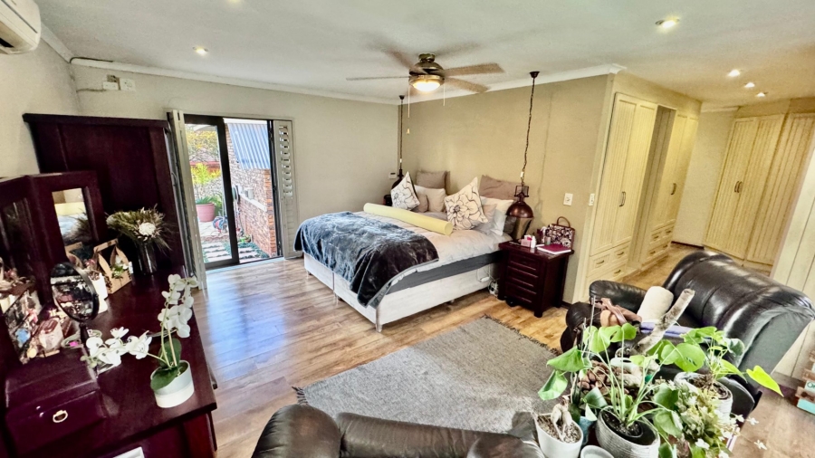4 Bedroom Property for Sale in Eldoraigne Gauteng