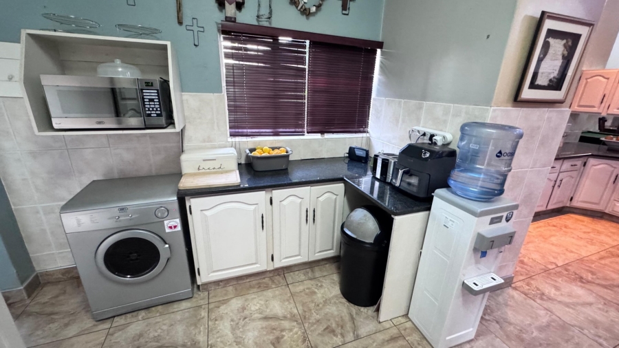4 Bedroom Property for Sale in Eldoraigne Gauteng