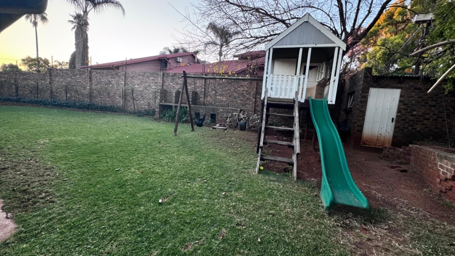 4 Bedroom Property for Sale in Eldoraigne Gauteng