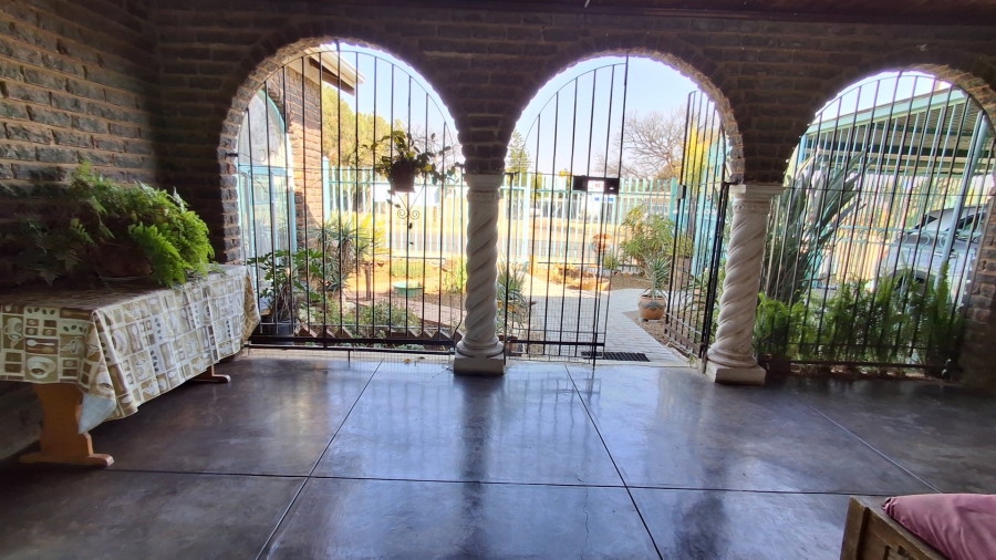 4 Bedroom Property for Sale in Danville Gauteng