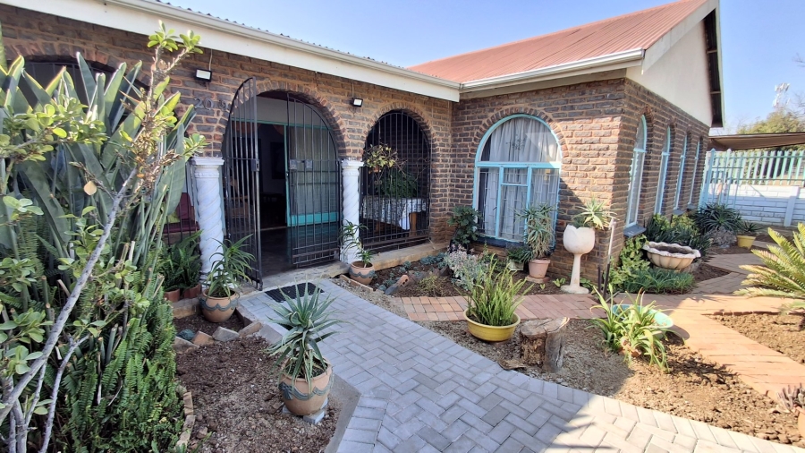 4 Bedroom Property for Sale in Danville Gauteng