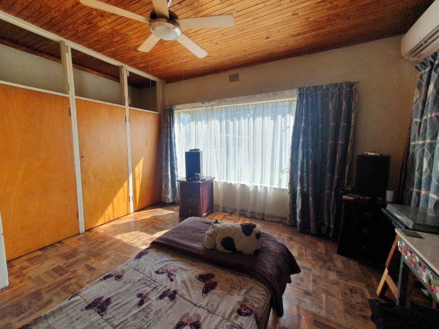4 Bedroom Property for Sale in Pretoria Gardens Gauteng