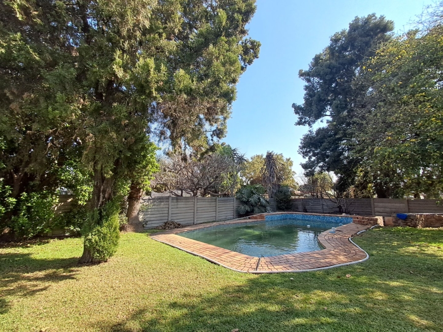 4 Bedroom Property for Sale in Pretoria Gardens Gauteng