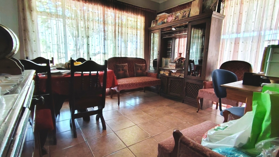  Bedroom Property for Sale in Buyscelia Gauteng
