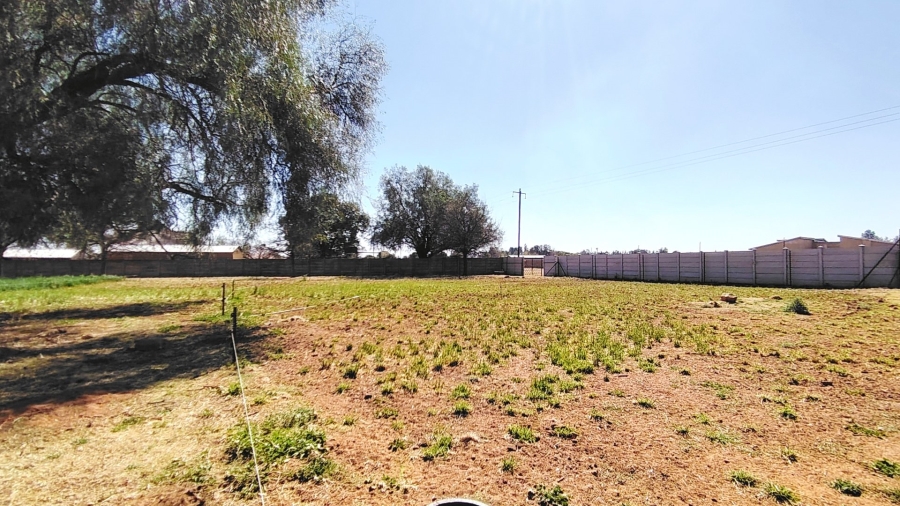  Bedroom Property for Sale in Buyscelia Gauteng