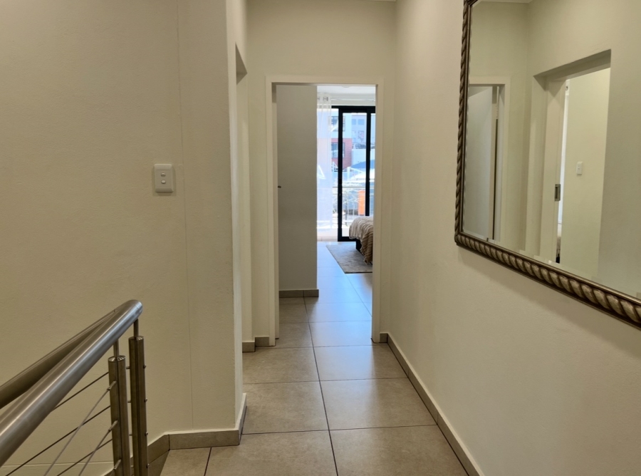 3 Bedroom Property for Sale in Greenstone Hill Gauteng