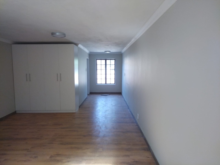 4 Bedroom Property for Sale in Doringkloof Gauteng