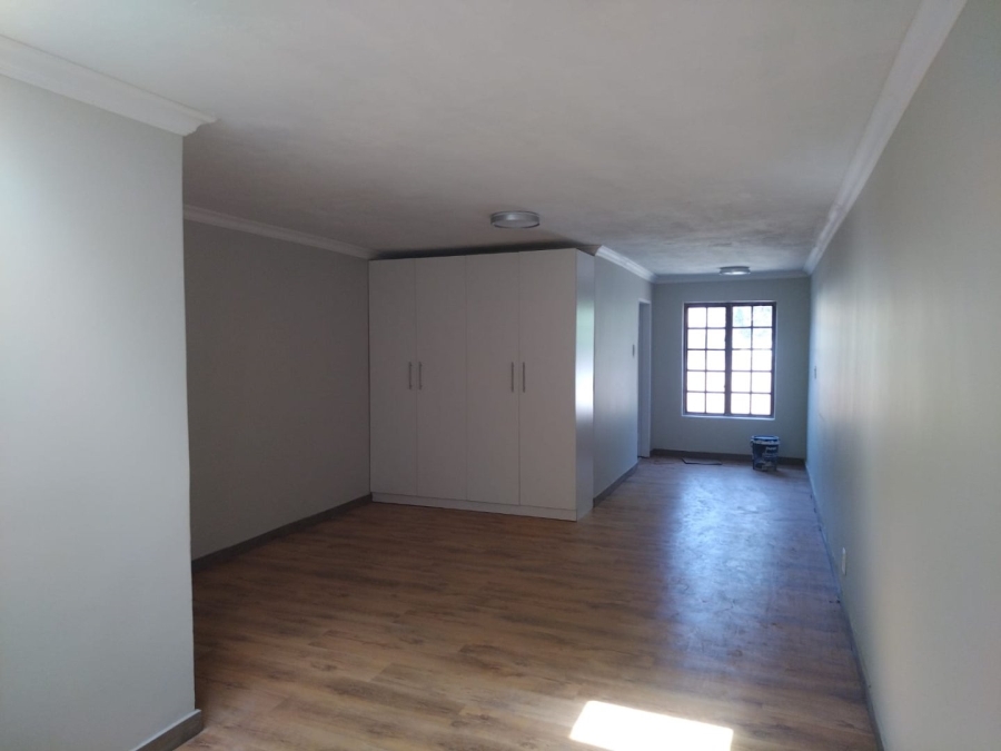 4 Bedroom Property for Sale in Doringkloof Gauteng