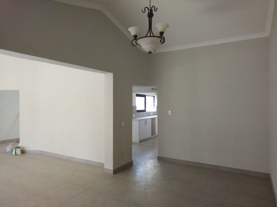 4 Bedroom Property for Sale in Doringkloof Gauteng
