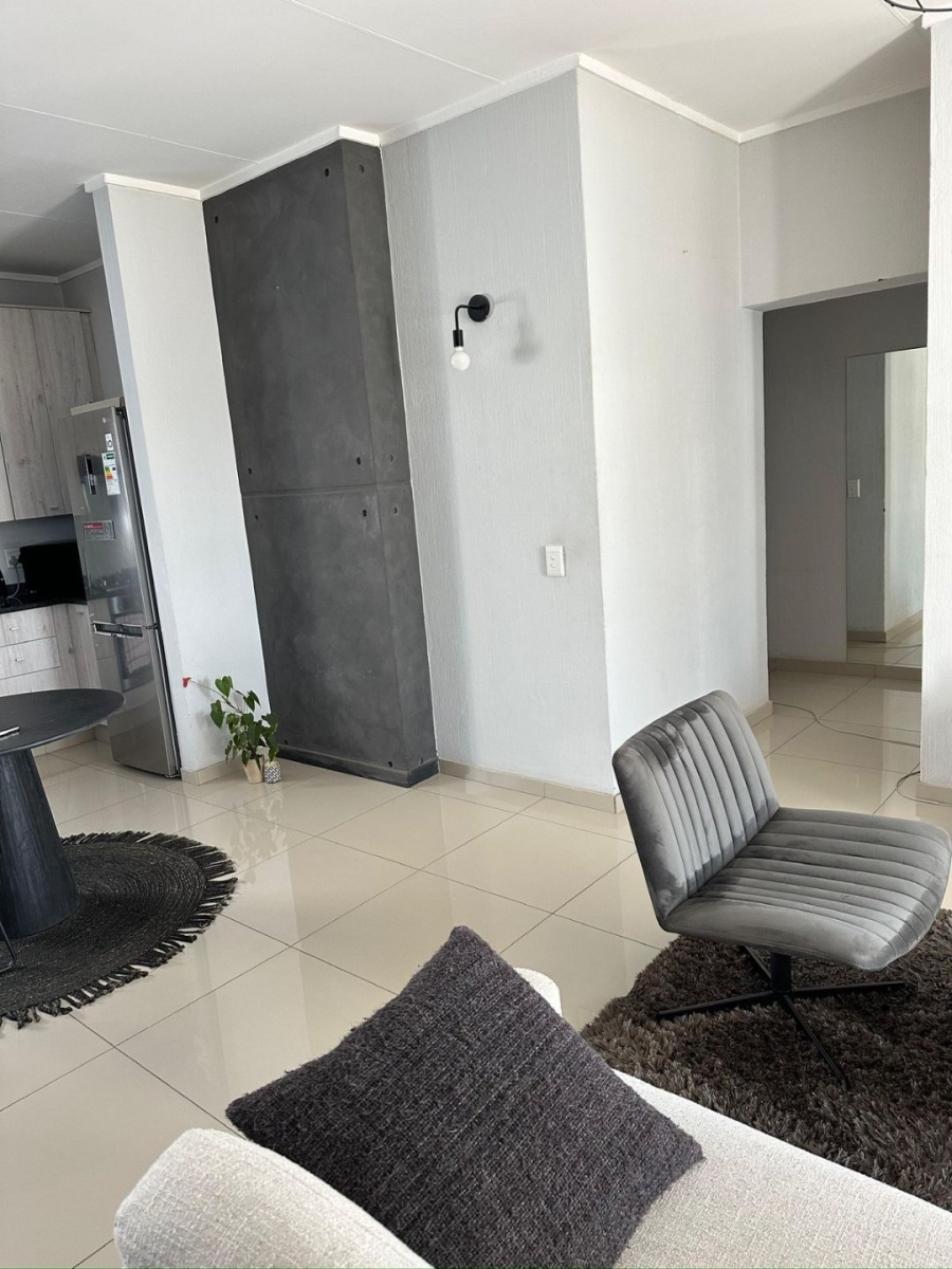 To Let 2 Bedroom Property for Rent in Broadacres Gauteng