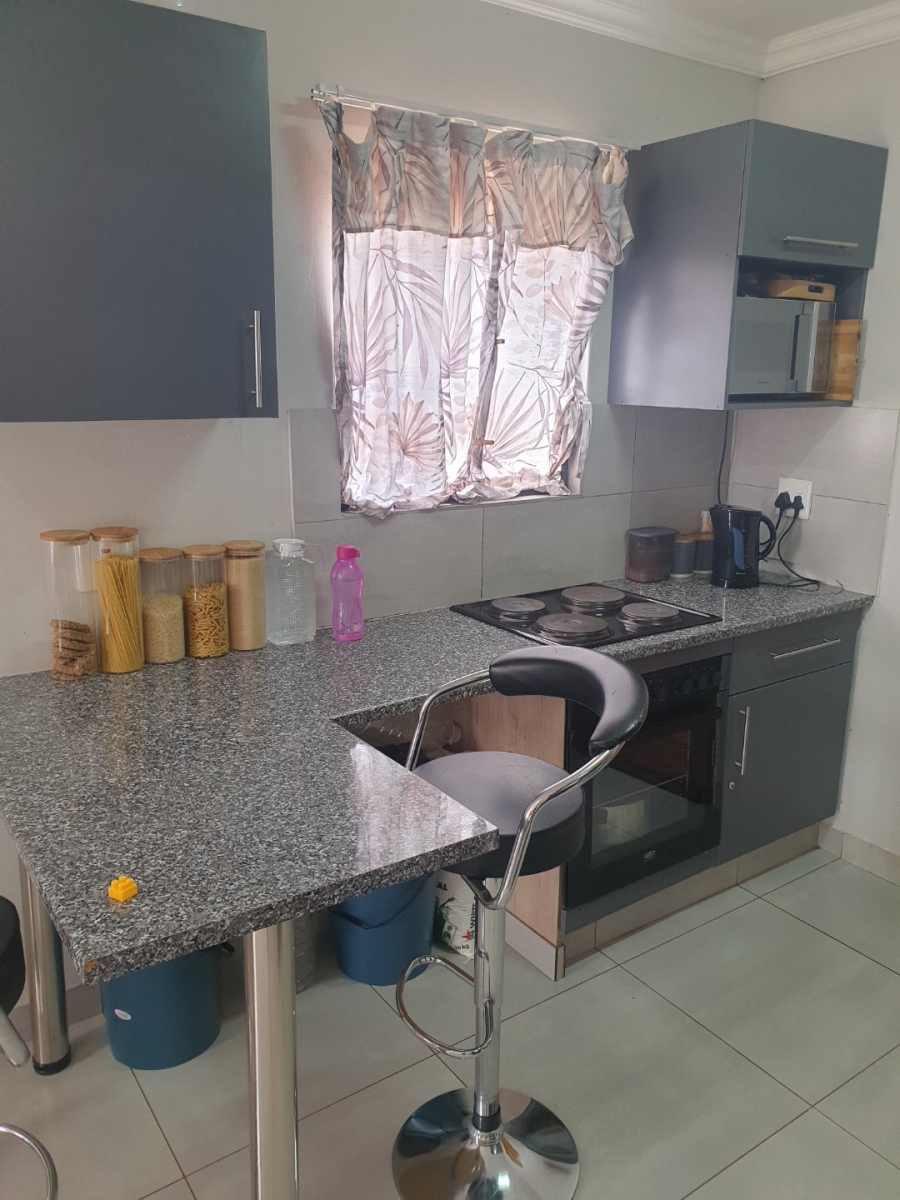 2 Bedroom Property for Sale in Daggafontein Gauteng